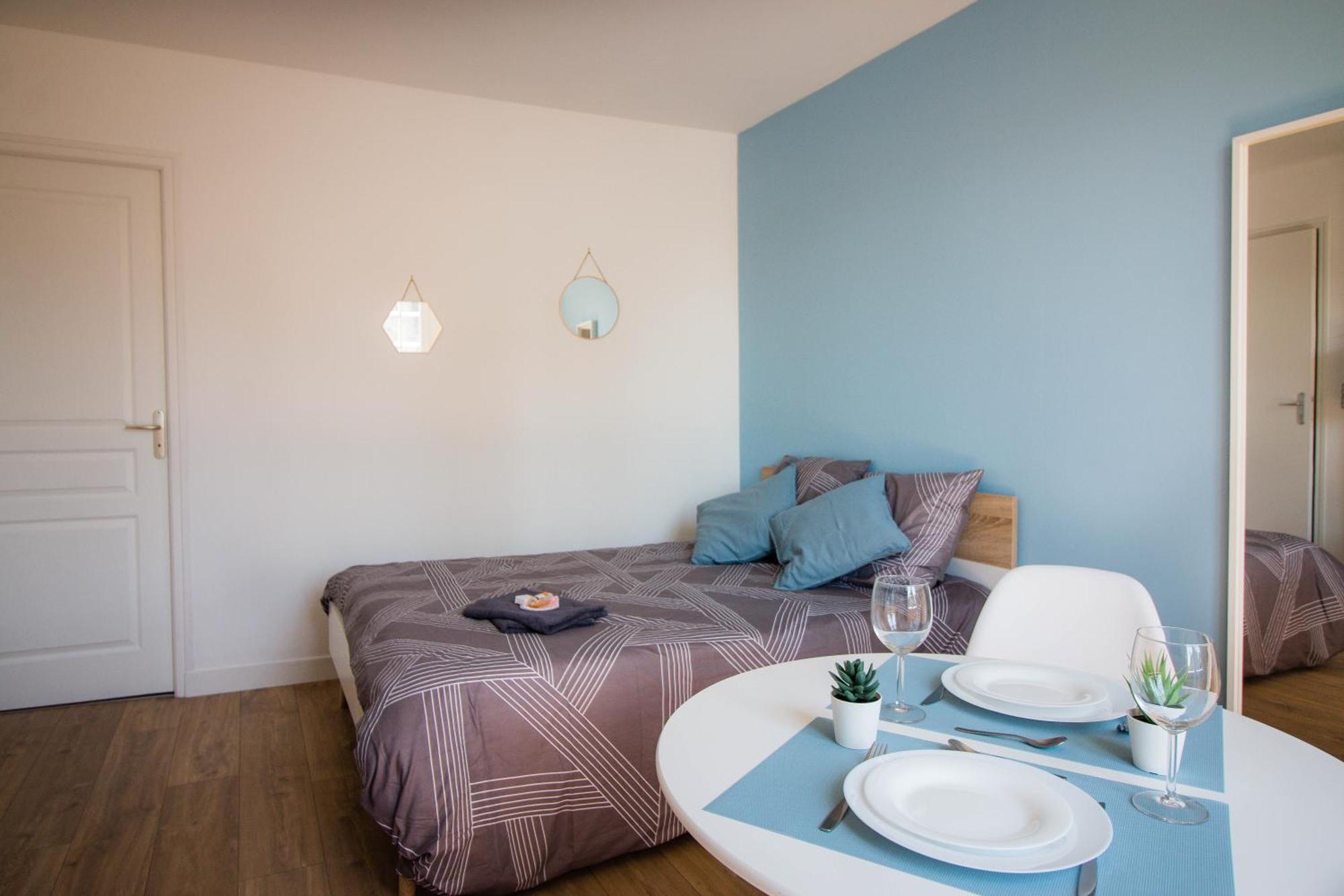Home2Stay Valognes Εξωτερικό φωτογραφία